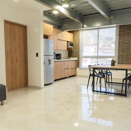 Nook Apartamentos En El Corazon De Меделин Екстериор снимка